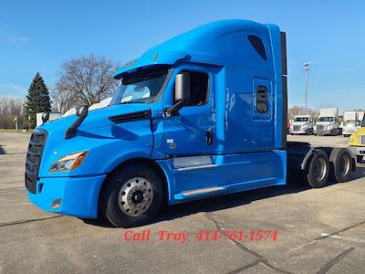 Used 2020 Freightliner Cascadia Detroit Diesel DD15 Semi Truck with Sleeper Cab for sale #242609 - photo 1