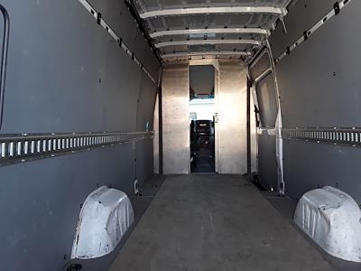Used 2015 Freightliner Sprinter 2500 Empty Cargo Van for sale #391149 - photo 2