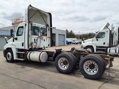 Used 2018 Freightliner Cascadia Detroit DD13 Semi Truck for sale #680653 - photo 2