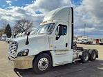 Used 2019 Freightliner Cascadia Cummins X15 Semi Truck for sale #808050 - photo 1