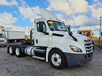 Used 2018 Freightliner Cascadia Detroit DD13 Semi Truck for sale #814641 - photo 4