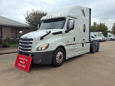 Used 2020 Freightliner Cascadia Detroit Diesel DD15 Semi Truck with Sleeper Cab for sale #239980 - photo 1