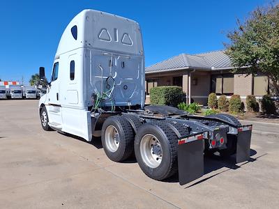Used 2020 Freightliner Cascadia Detroit Diesel DD15 Semi Truck with Sleeper Cab for sale #242177 - photo 2