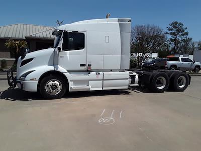 Used 2020 Volvo VNR Volvo D13 Semi Truck for sale #243510 - photo 1