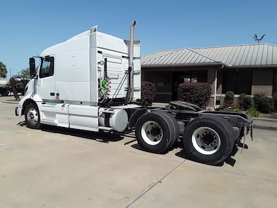 Used 2020 Volvo VNR Volvo D13 Semi Truck for sale #243510 - photo 2