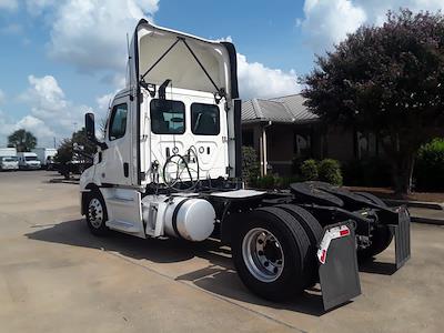 Used 2021 Freightliner Cascadia Detroit DD13 Semi Truck for sale #270466 - photo 2