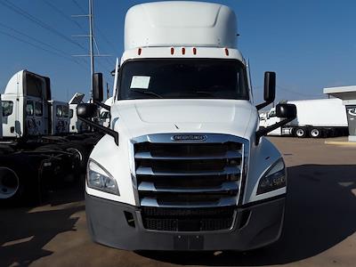 Used 2022 Freightliner Cascadia Detroit Diesel DD15 Semi Truck for sale #560637 - photo 2