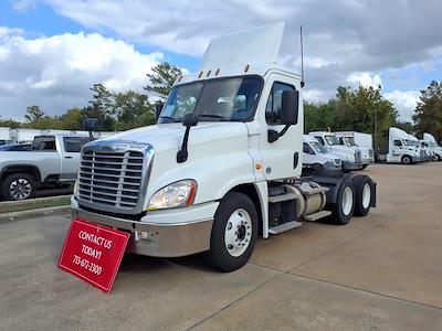 Used 2016 Freightliner Cascadia Cummins ISX Semi Truck for sale #662977 - photo 1