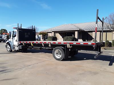 Used 2017 Freightliner M2 106 Conventional Cab Flatbed Truck for sale #667524 - photo 2