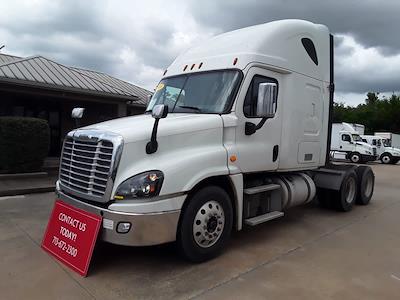 Used 2018 Freightliner Cascadia Detroit Diesel DD15 Semi Truck with Sleeper Cab for sale #689166 - photo 1