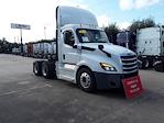Used 2018 Freightliner Cascadia Detroit Diesel DD15 Semi Truck for sale #753136 - photo 4