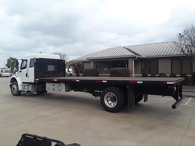 Used 2018 Freightliner M2 106 Conventional Cab Flatbed Truck for sale #783866 - photo 2