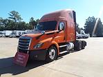 Used 2019 Freightliner Cascadia Detroit Diesel DD15 Semi Truck with Sleeper Cab for sale #807269 - photo 1