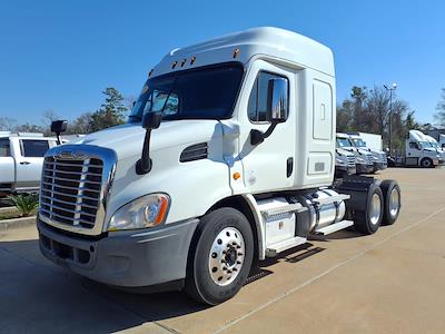 Used 2020 Freightliner Cascadia Detroit DD13 Semi Truck with Sleeper Cab for sale #894780 - photo 1
