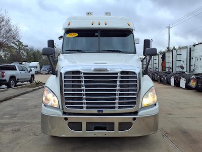 Used 2020 Freightliner Cascadia Cummins X15 Semi Truck with Sleeper Cab for sale #899563 - photo 2
