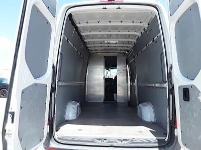 Used 2019 Freightliner Sprinter 2500 Base RWD Empty Cargo Van for sale #232448 - photo 2