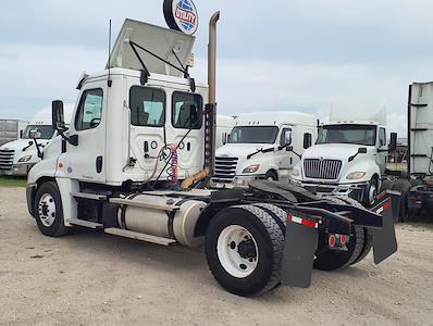 Used 2020 Freightliner Cascadia Cummins X15 Semi Truck for sale #251499 - photo 2