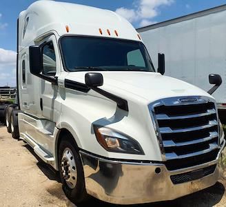 Used 2020 Freightliner Cascadia Detroit Diesel DD15 Semi Truck with Sleeper Cab for sale #273166 - photo 1