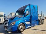 Used 2020 Freightliner Cascadia Detroit Diesel DD15 Semi Truck with Sleeper Cab for sale #284429 - photo 4