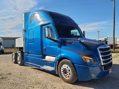 Used 2023 Freightliner Cascadia Detroit Diesel DD15 Semi Truck with Sleeper Cab for sale #568995 - photo 1