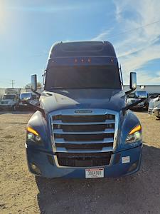 Used 2023 Freightliner Cascadia Detroit Diesel DD15 Semi Truck with Sleeper Cab for sale #568995 - photo 2