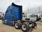 Used 2023 Freightliner Cascadia Detroit Diesel DD15 Semi Truck with Sleeper Cab for sale #568998 - photo 6