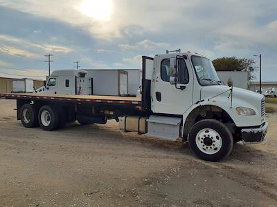 Used 2018 Freightliner M2 106 Conventional Cab Flatbed Truck for sale #753702 - photo 1