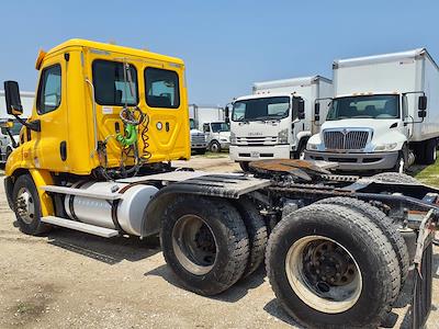 Used 2018 Freightliner Cascadia Detroit DD13 Semi Truck for sale #786520 - photo 2