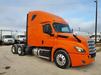 Used 2019 Freightliner Cascadia Detroit Diesel DD15 Semi Truck with Sleeper Cab for sale #807264 - photo 1