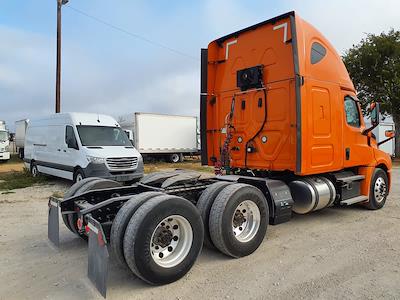 Used 2019 Freightliner Cascadia Detroit Diesel DD15 Semi Truck with Sleeper Cab for sale #807264 - photo 2