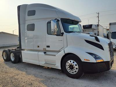 Used 2019 Volvo VNL Volvo D13 Semi Truck for sale #821336 - photo 1
