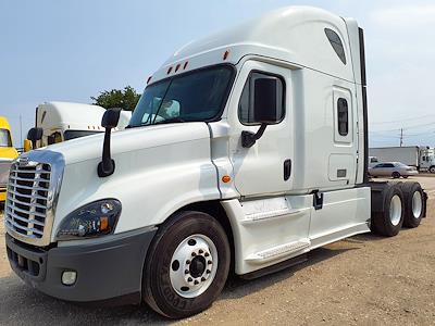 Used 2019 Freightliner Cascadia Detroit Diesel DD15 Semi Truck with Sleeper Cab for sale #869323 - photo 1