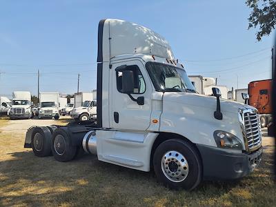 Used 2020 Freightliner Cascadia Detroit Diesel DD15 Semi Truck for sale #881492 - photo 1
