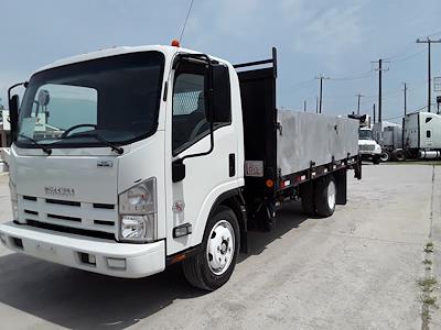 Used 2015 Isuzu NRR Regular Cab 4x2 16' Flatbed Truck for sale #996771 - photo 1