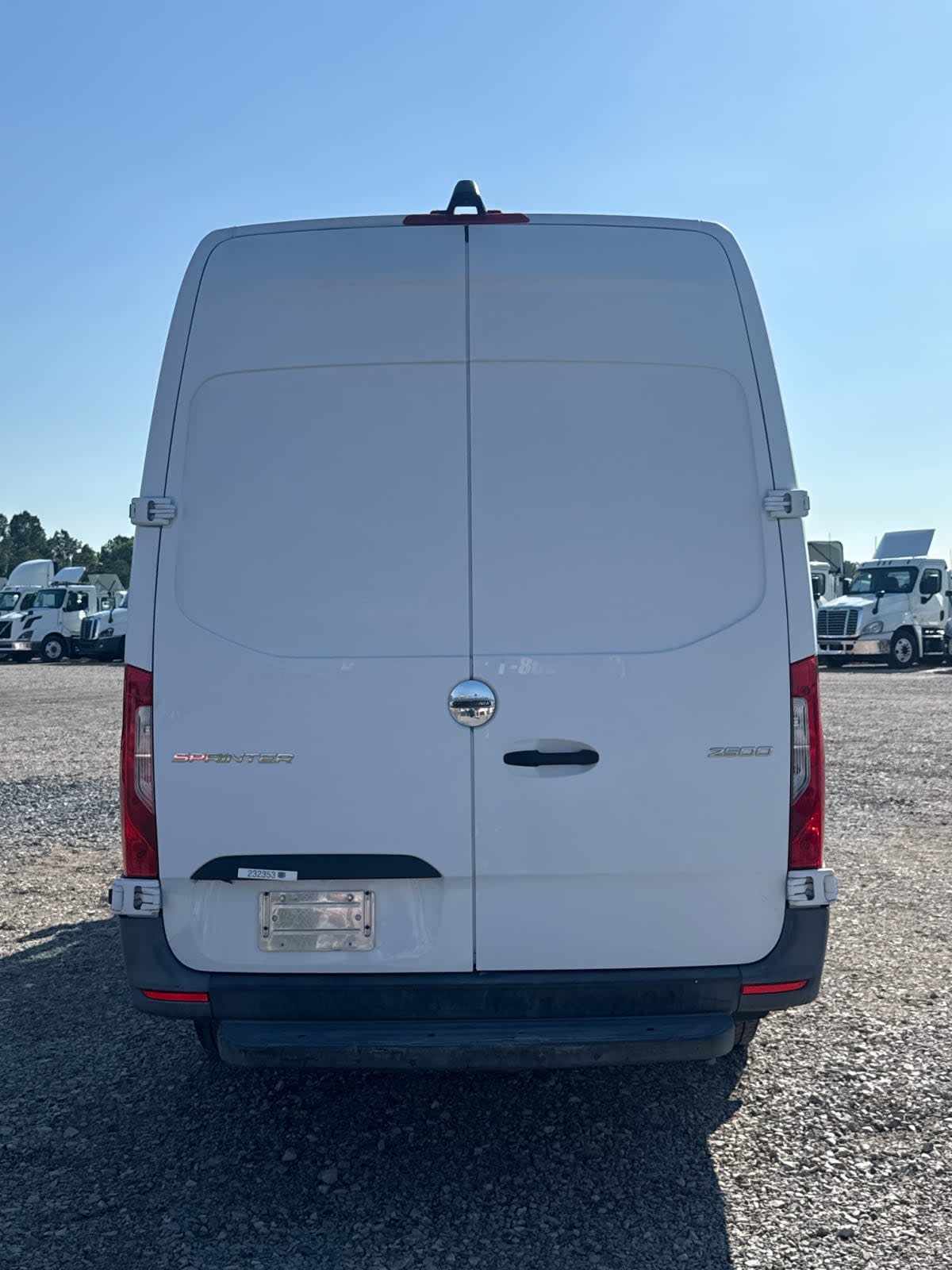 Used 2019 Freightliner Sprinter - photo 7
