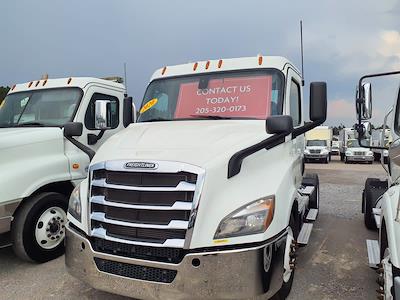 Used 2020 Freightliner Cascadia Detroit DD13 Semi Truck for sale #232475 - photo 1