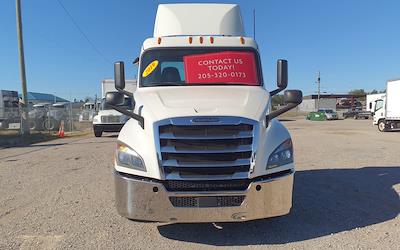 Used 2019 Freightliner Cascadia Detroit DD13 Semi Truck for sale #240778 - photo 2