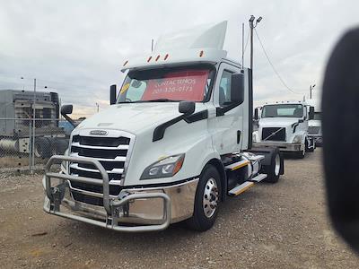 Used 2020 Freightliner Cascadia Detroit DD13 Semi Truck for sale #244904 - photo 1