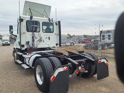 Used 2020 Freightliner Cascadia Detroit DD13 Semi Truck for sale #244904 - photo 2