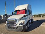 Used 2020 Freightliner Cascadia Detroit Diesel DD15 Semi Truck with Sleeper Cab for sale #271816 - photo 1