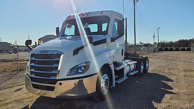 Used 2021 Freightliner Cascadia Detroit DD13 Semi Truck for sale #298333 - photo 1