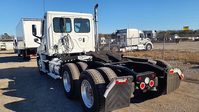 Used 2021 Freightliner Cascadia - photo 1