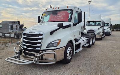 Used 2021 Freightliner Cascadia Detroit DD13 Semi Truck for sale #298412 - photo 1
