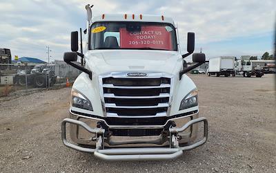 Used 2021 Freightliner Cascadia Detroit DD13 Semi Truck for sale #298412 - photo 2