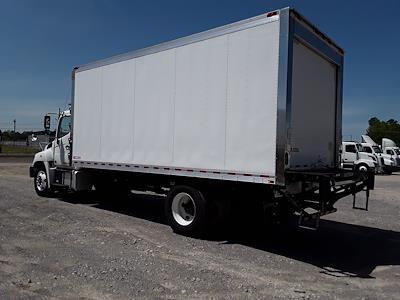 Used 2018 Hino 338 Single Cab 4x2 20' Refrigerated Body for sale #682658 - photo 2
