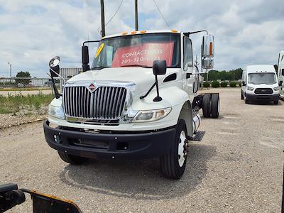 Used 2018 International DuraStar 4300 Cab Chassis for sale #777274 - photo 1