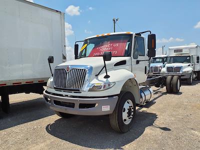 Used 2018 International DuraStar 4300 Cab Chassis for sale #777275 - photo 1