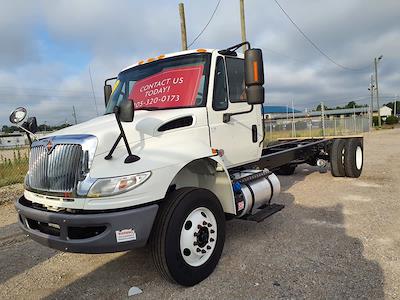 Used 2018 International DuraStar 4300 Cab Chassis for sale #777290 - photo 1