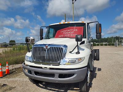 Used 2018 International DuraStar 4300 Cab Chassis for sale #777312 - photo 1