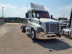 Used 2018 Freightliner Cascadia Cummins X15 Semi Truck for sale #785938 - photo 4